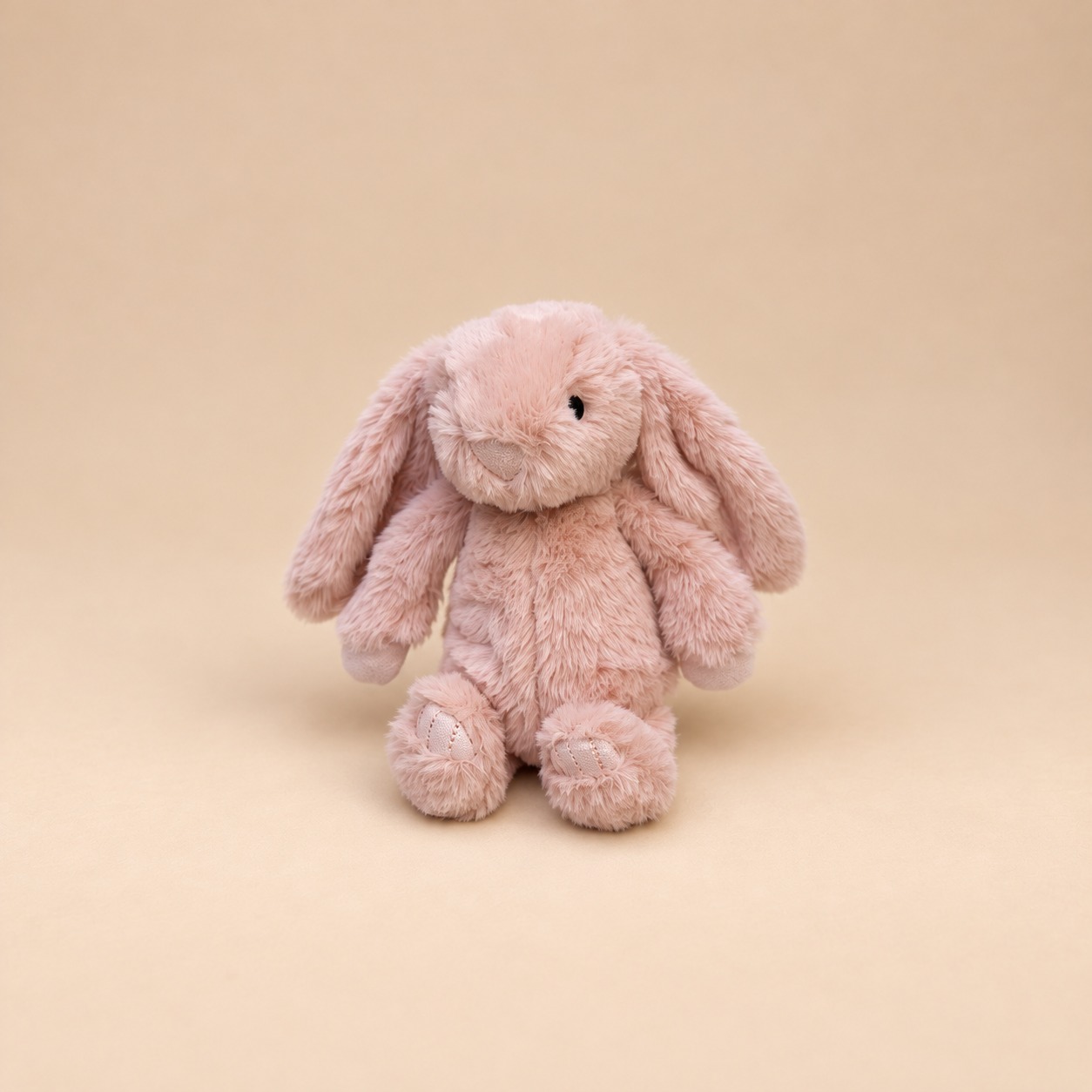 Conejo pequeño rosa